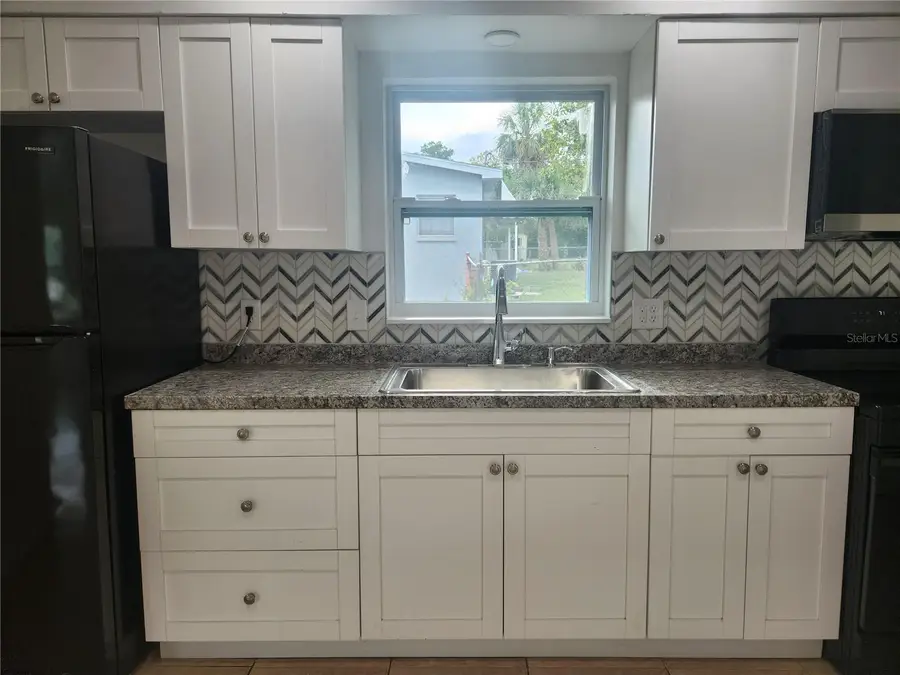 12 Beverly Hills Boulevard, Beverly Hills, FL 34465 - Image #3