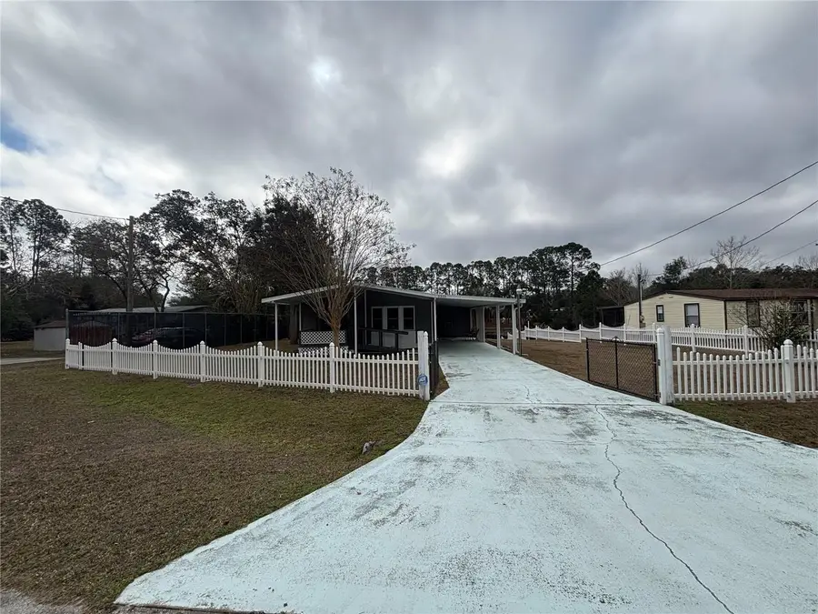 5335 SE 186th Court, Ocklawaha, FL 32179 - #3