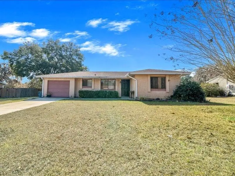 543 Silver Course Court, Ocala, FL 34472 - Image #2