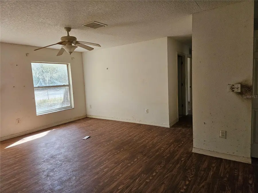 5870 SE 158th Court, Ocklawaha, FL 32179 - #2