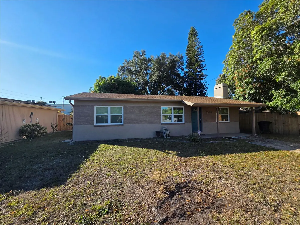 5810 7th Avenue S, Saint Petersburg, FL 33707 - Image #1