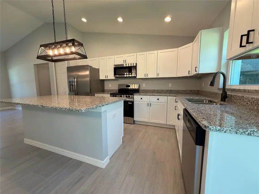 205 Emerald Road, Ocala, FL 34472 - Image #2