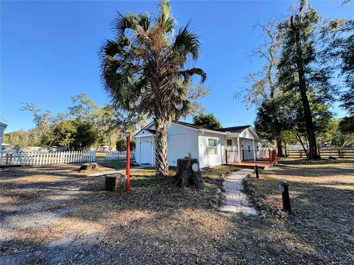 895 SW 80th Avenue, Ocala, FL 34481 - Image #1