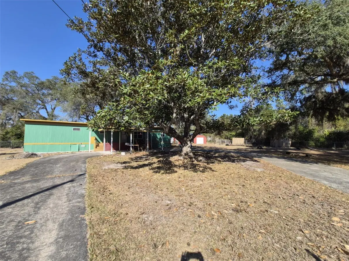 18565 SE 24th Lane, Ocklawaha, FL 32179 - #1