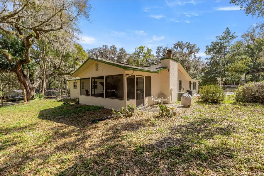 5947 Avenue C, McIntosh, FL 32664 - #3