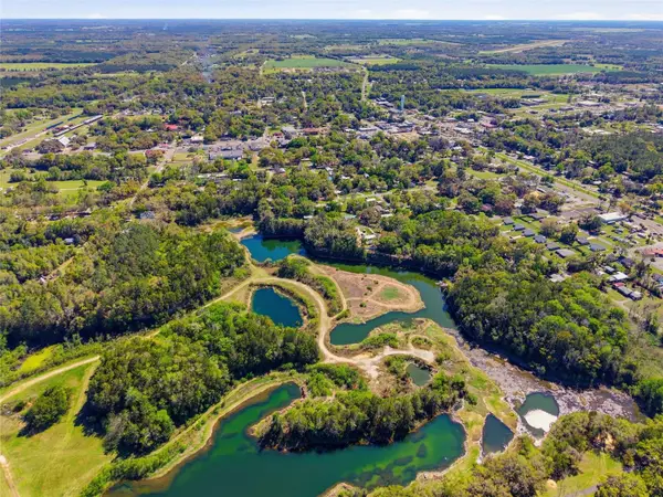 1041 NE 6th Boulevard, WILLISTON, FL 32696