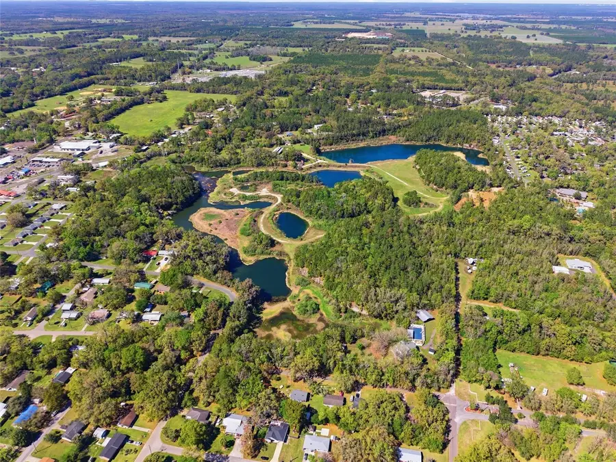 1041 NE 6th Boulevard, Williston, FL 32696 - #2