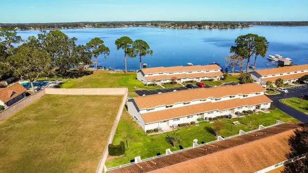 11001 SE Sunset Harbor Road #F45, SUMMERFIELD, FL 34491