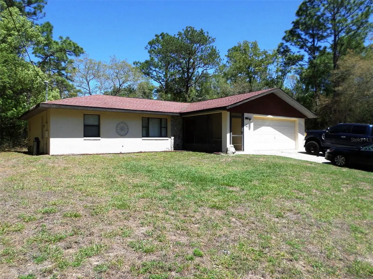 1361 W Saint Elizabeth Place, Citrus Springs, FL 34434 - #1