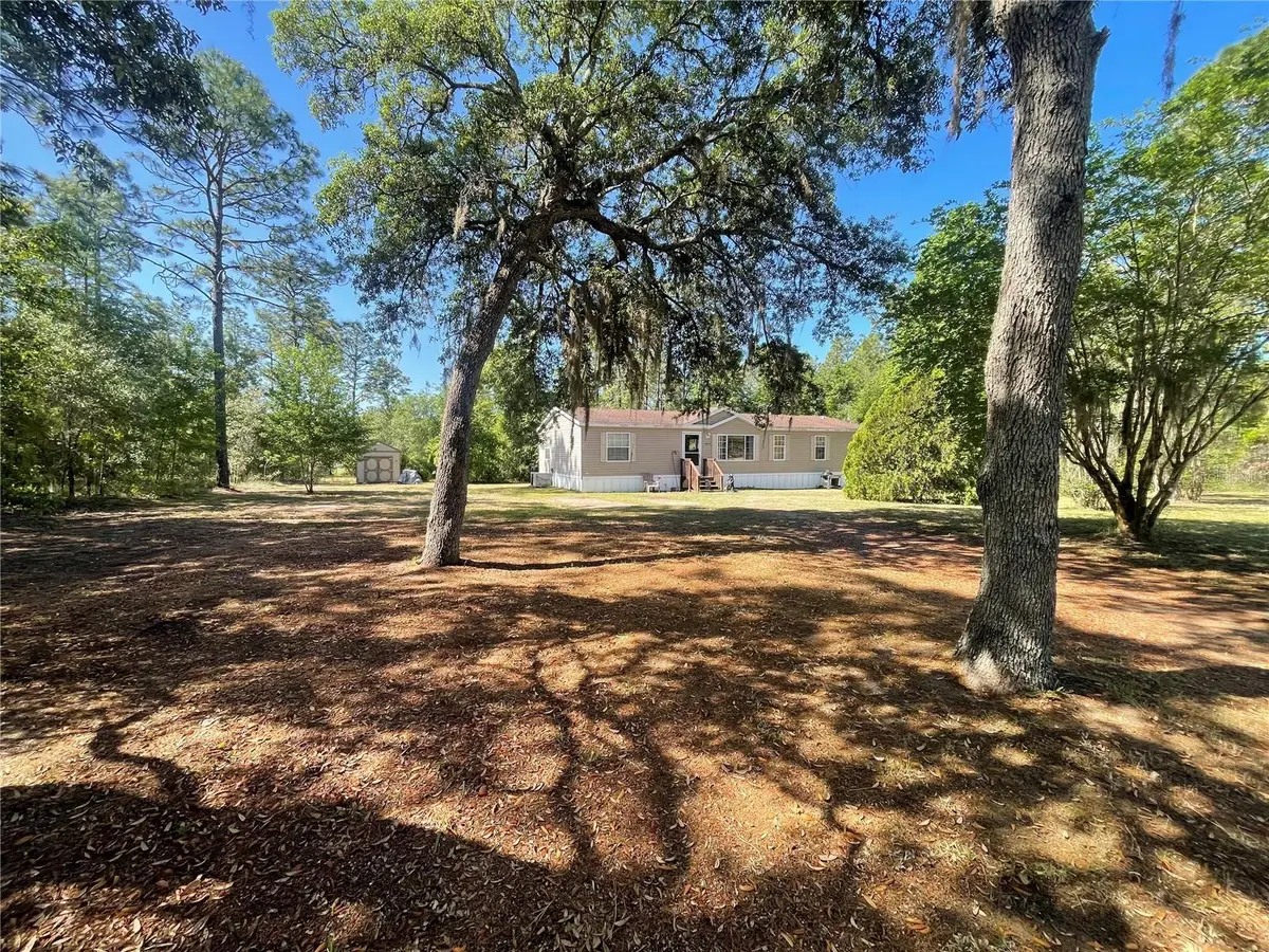 14050 SE 20 Street, Morriston, FL 32668 - #1