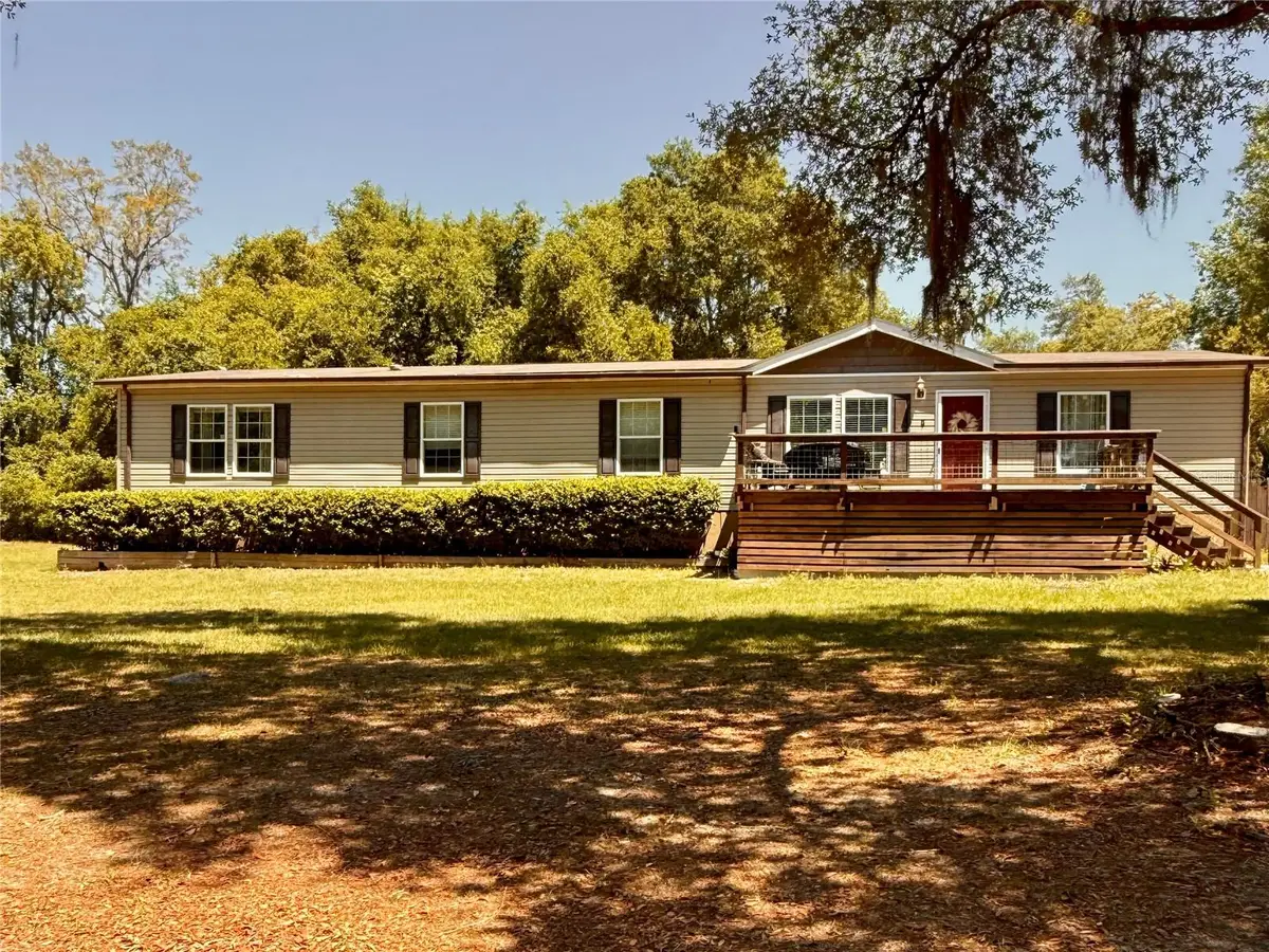 9711 SE Highway 464c, Ocklawaha, FL 32179 - #1