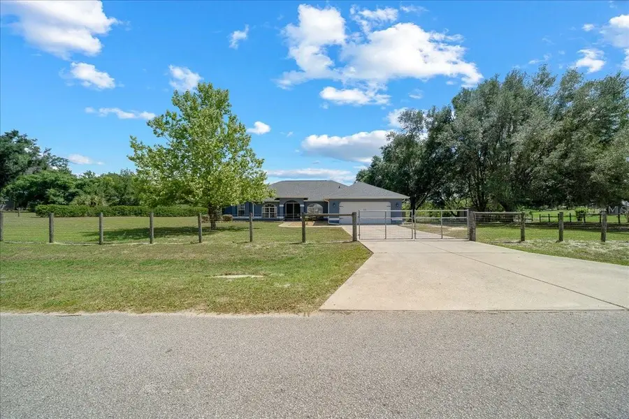 11985 SE 123rd Avenue, Ocklawaha, FL 32179 - #2