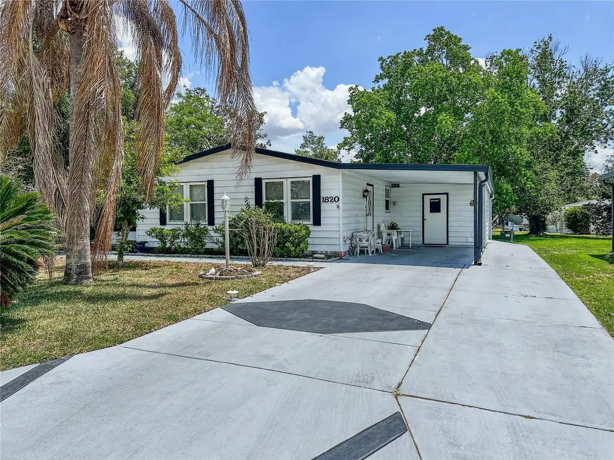 1820 W Schwartz Boulevard, Lady Lake, FL 32159 - #1