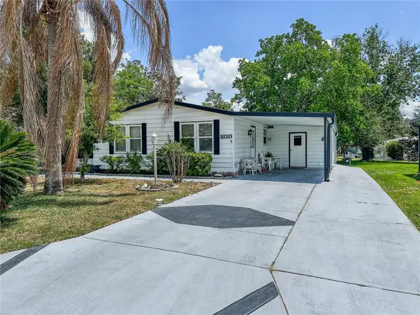 1820 W Schwartz Boulevard, LADY LAKE, FL 32159
