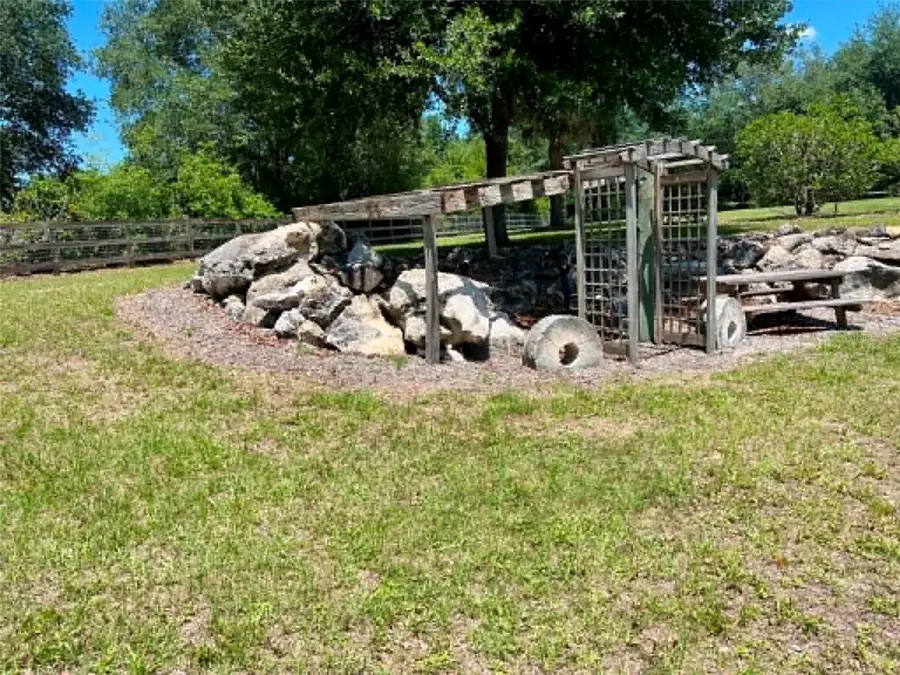 3325 S Hwy 314a, Ocklawaha, FL 32179 - #3