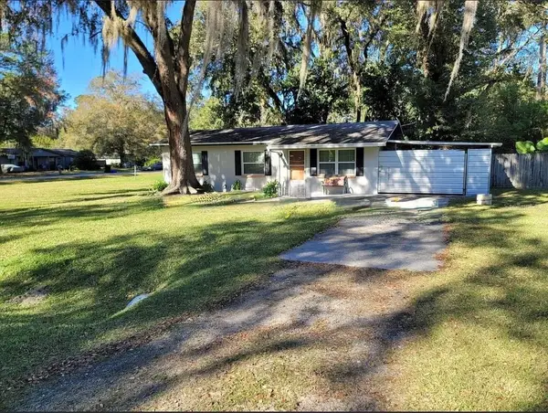4808 NE 3rd Place, GAINESVILLE, FL 32641
