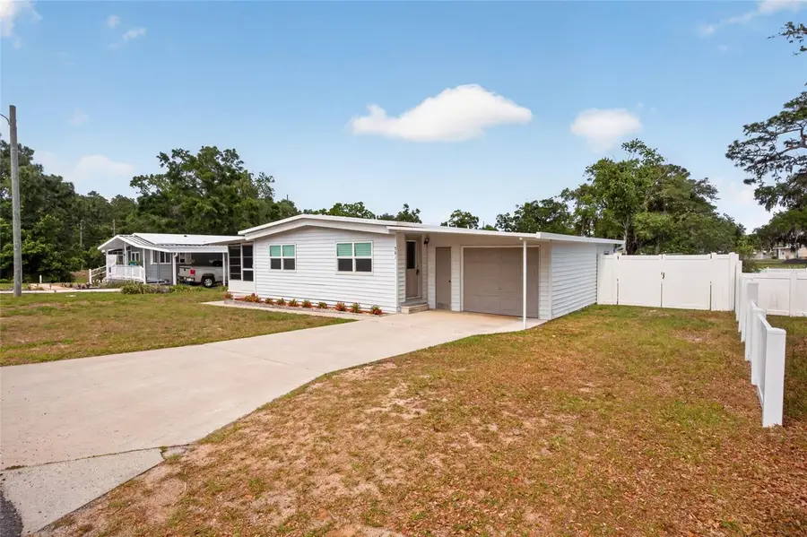 581 NE 64th Avenue, Ocala, FL 34470 - #3