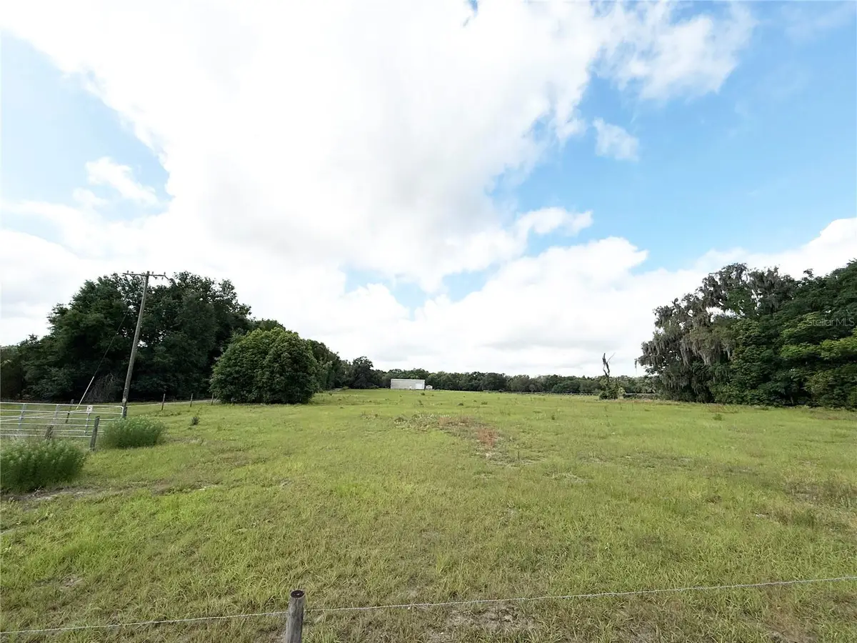 SE Sunset Harbor Road, Weirsdale, FL 32195 - #1