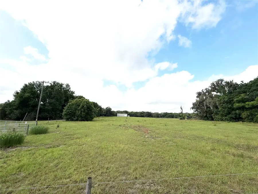 SE Sunset Harbor Road, Weirsdale, FL 32195 - #3