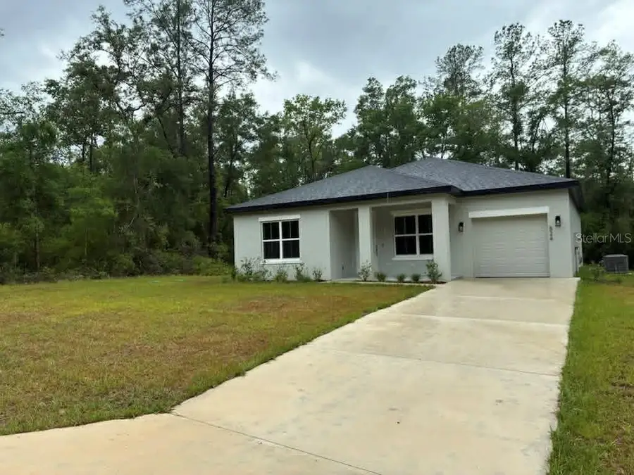 524 E Avondale Drive, Dunnellon, FL 34434 - #2