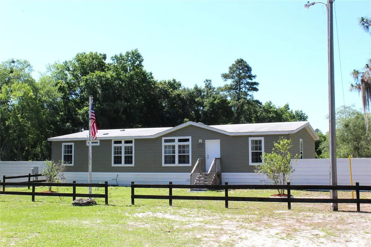 175 E San Jose Street, Palatka, FL 32177 - #1