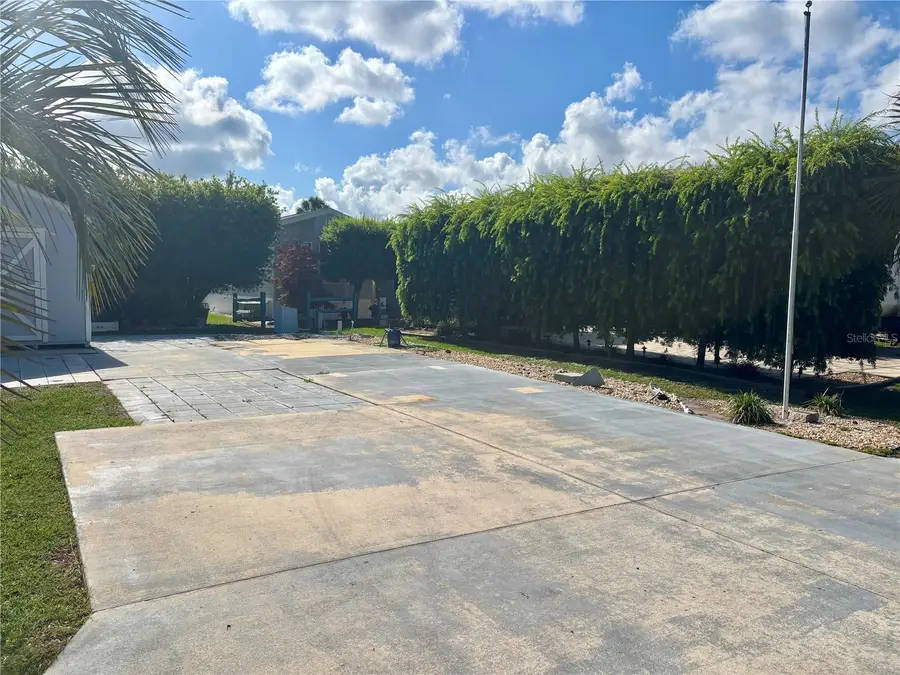 3273 NE 102nd Avenue Road, Silver Springs, FL 34488 - #2