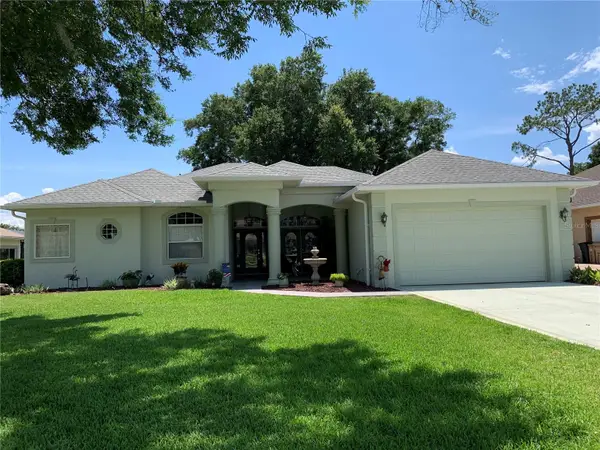 5453 Grove Manor, LADY LAKE, FL 32159