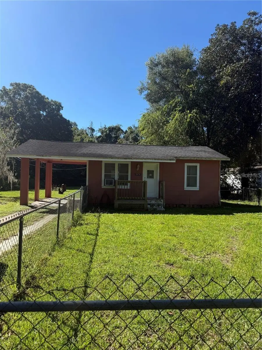 5976 SE 115th Street, Belleview, FL 34420 - #1