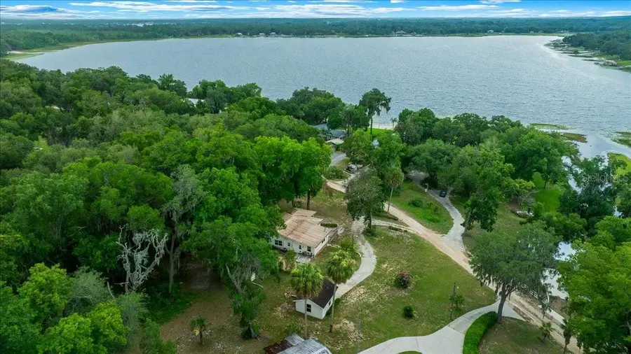 13495 SE 108th Court Road, Ocklawaha, FL 32179 - #3
