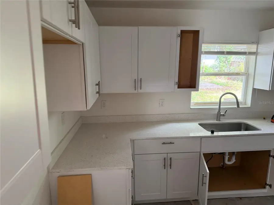 6 S Barbour Street, Beverly Hills, FL 34465 - #3