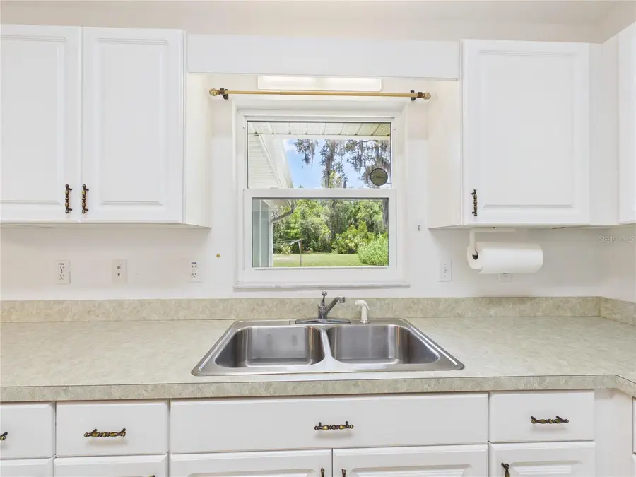 11236 N Rain Point, Inglis, FL 34449 - #3