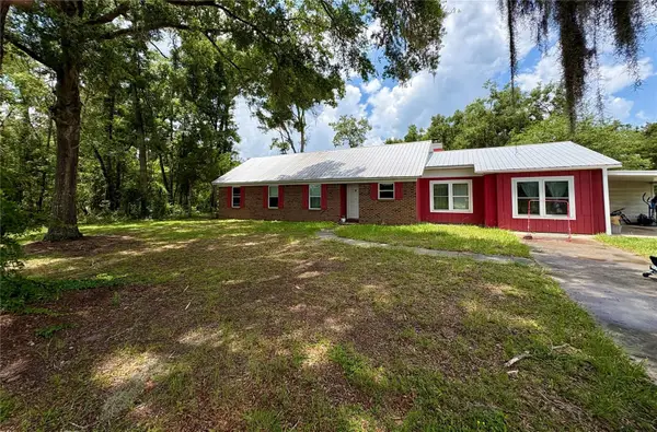 507 Governor Avenue Ne, BRANFORD, FL 32008