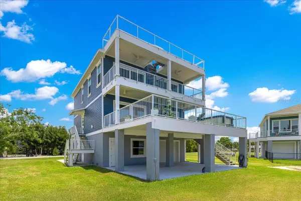 6812 Driftwood Drive, HUDSON, FL 34667