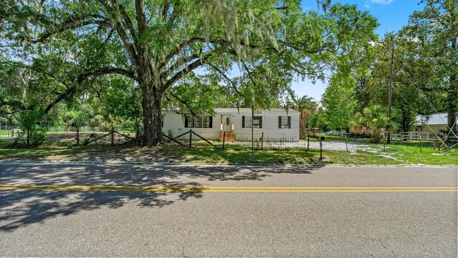10530 Prospect Avenue, Hampton, FL 32044 - #2