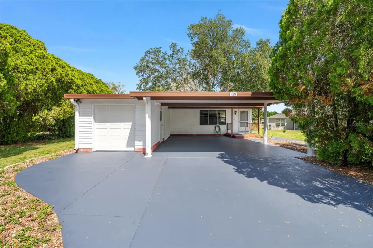 1004 Ann Avenue, Lady Lake, FL 32159 - #1