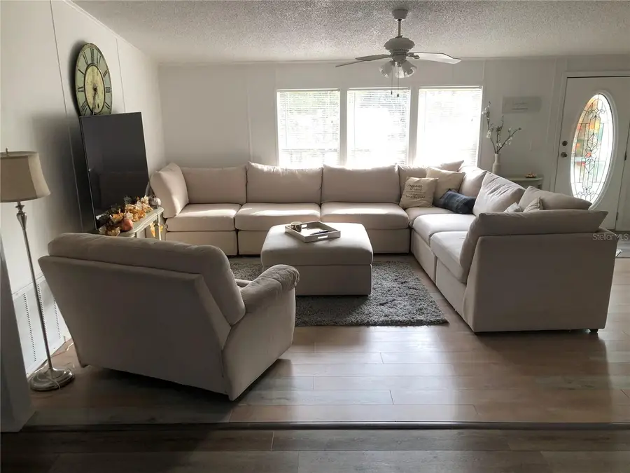 265 W Mcclendon St, Lady Lake, FL 32159 - #3