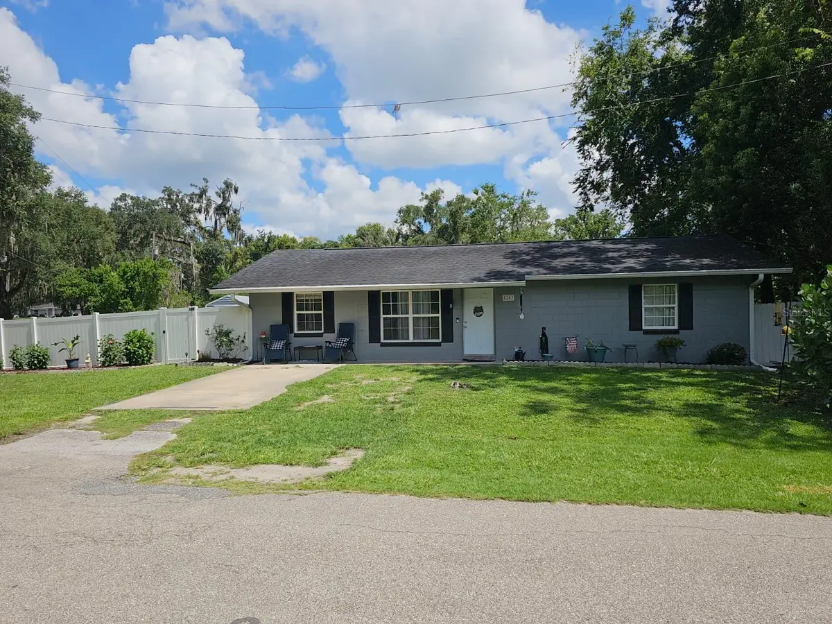 5203 SE 114th Street, Belleview, FL 34420 - #1
