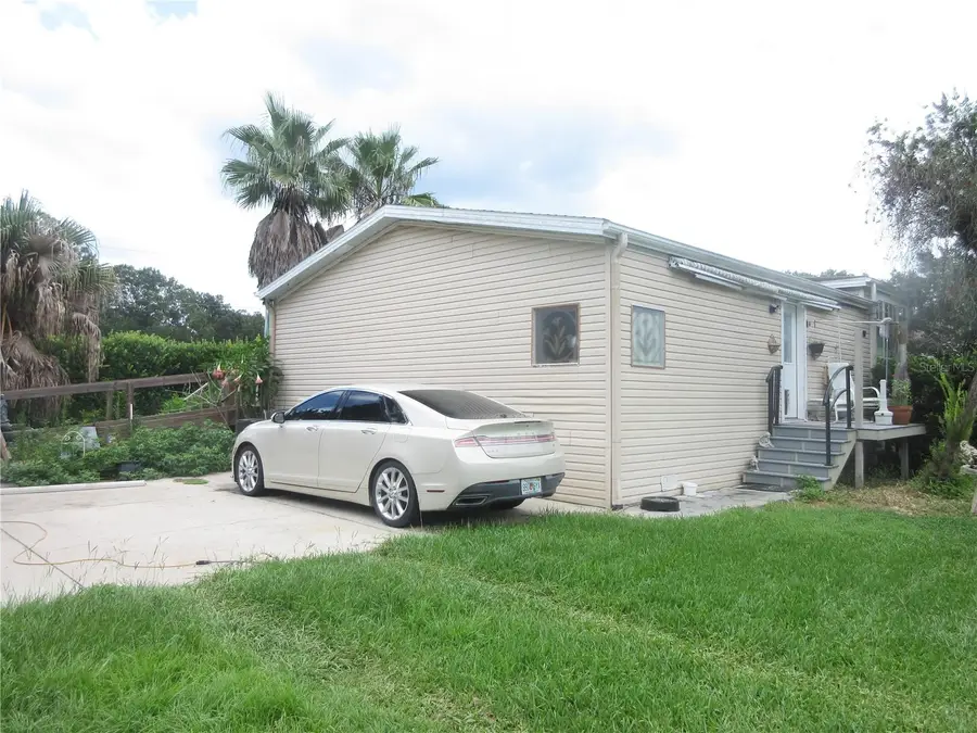 16000 N Hwy 329, Reddick, FL 32686 - #2