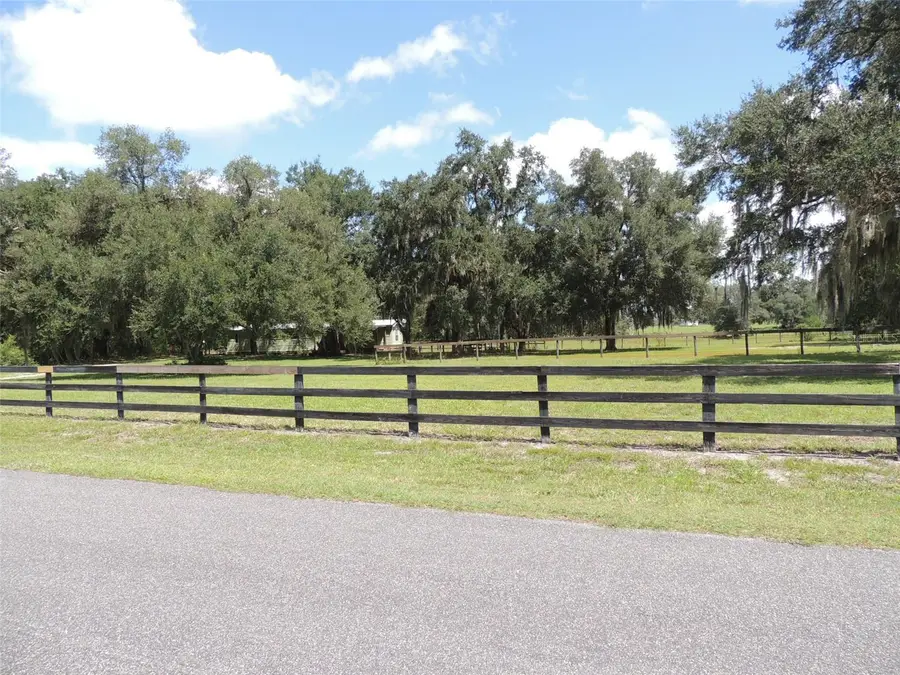 7090 SE 181st Court, Morriston, FL 32668 - #3