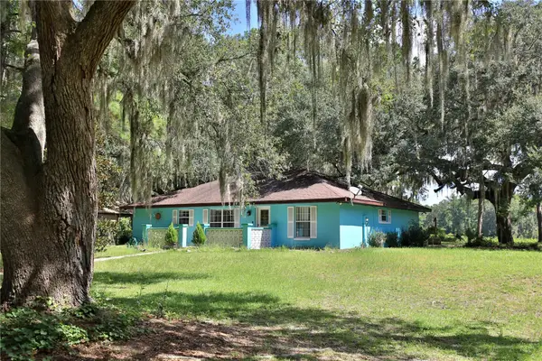 8465 NW 186th Street, REDDICK, FL 32686