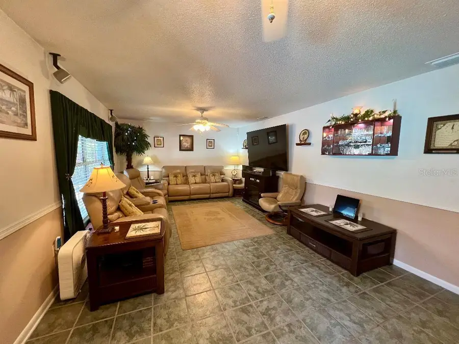 4033 Se 15th St, Ocala, FL 34471 - #3