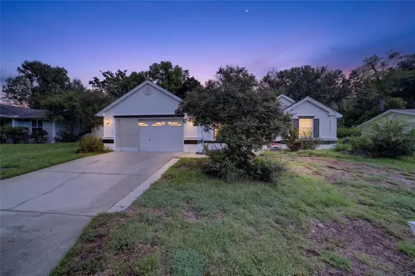 8165 SW 108th Loop, OCALA, FL 34481
