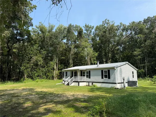 12051 NW 7th Place, OCALA, FL 34482