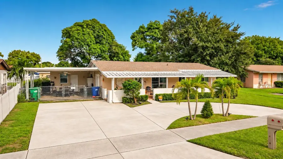 19731 NW 33rd Avenue, Miami Gardens, FL 33056 - #2