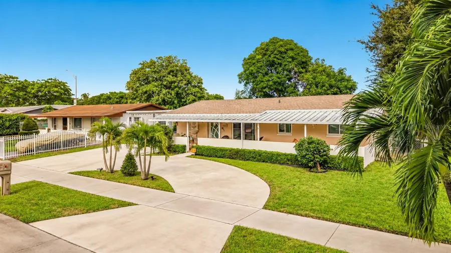 19731 NW 33rd Avenue, Miami Gardens, FL 33056 - #3