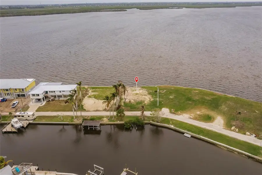 11114 Matlacha Ave, Matlacha, FL 33993 - Image #3