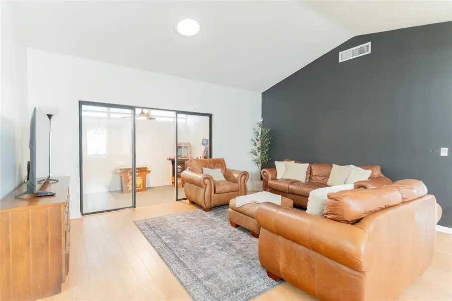 302 La Serena, Winter Haven, FL 33884 - Image #3