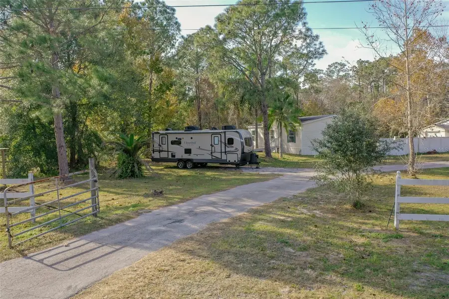 17794 Commonwealth Avenue N, Polk City, FL 33868 - Image #2