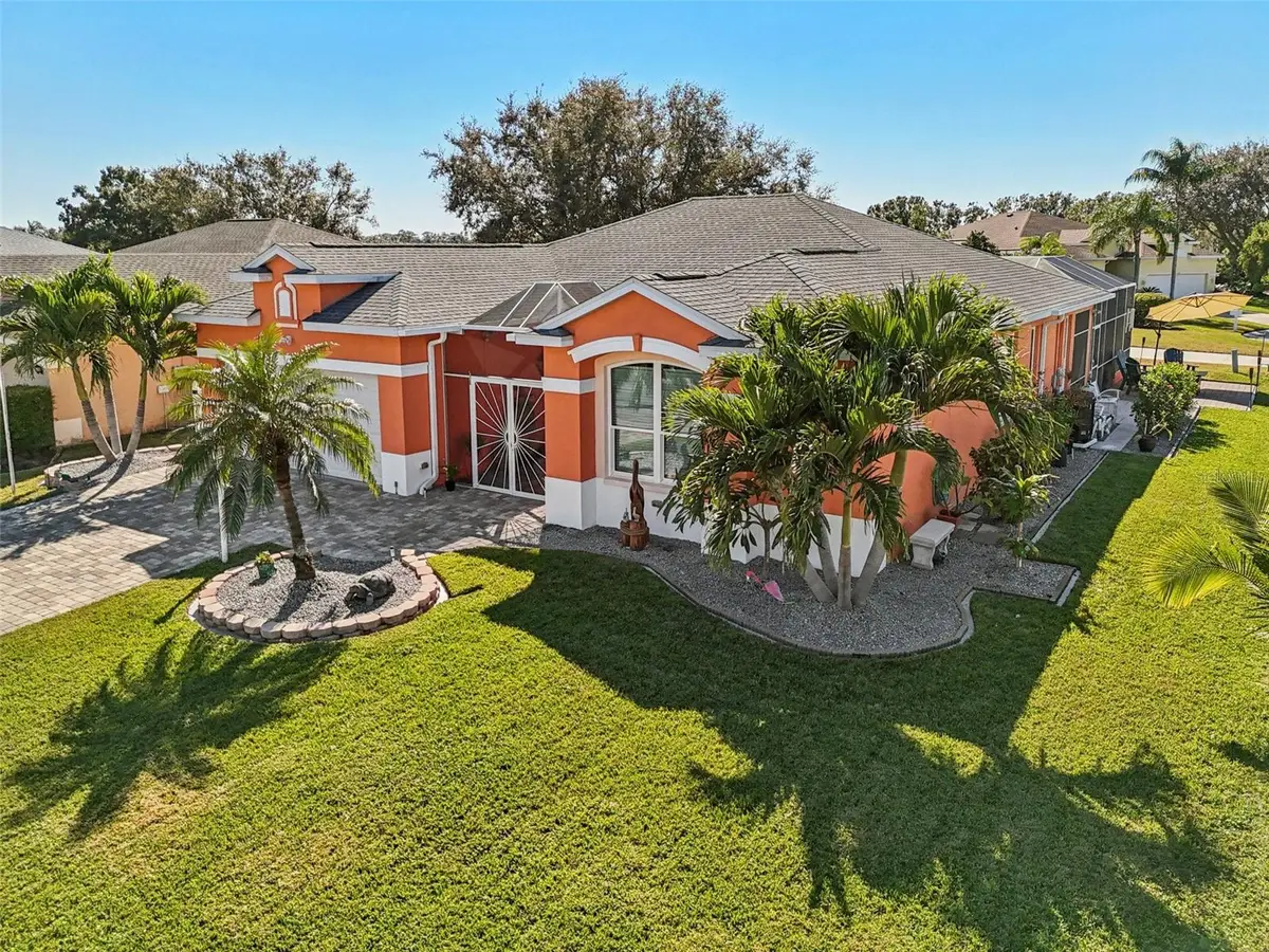 6236 Weymouth Drive, Sarasota, FL 34238 - Image #1