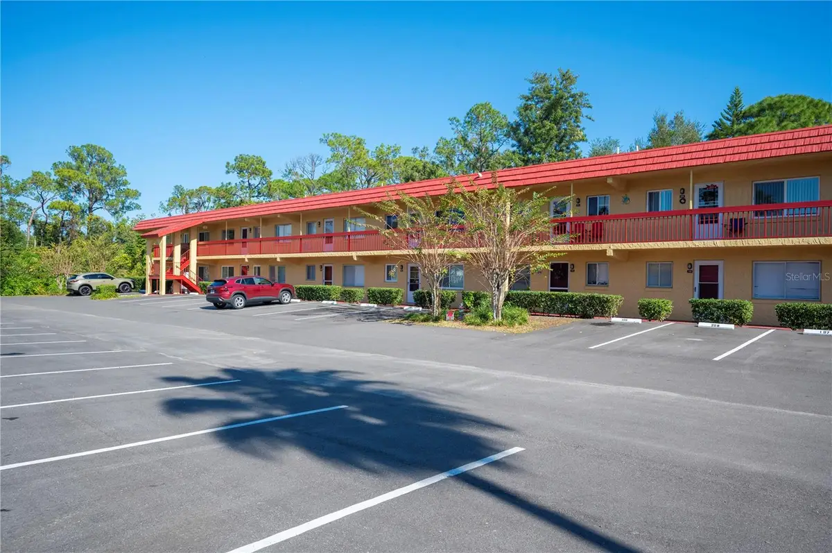 400 El Camino Drive #202, Winter Haven, FL 33884 - Image #1